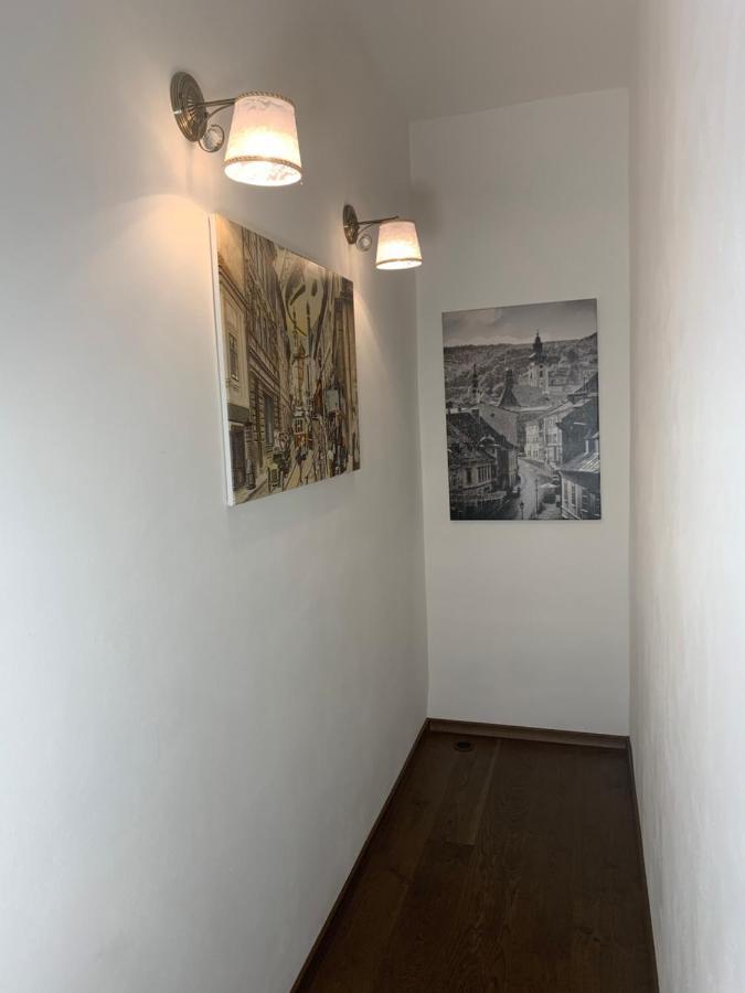 Apartman Pri Lyceu Banská Štiavnica Exteriör bild