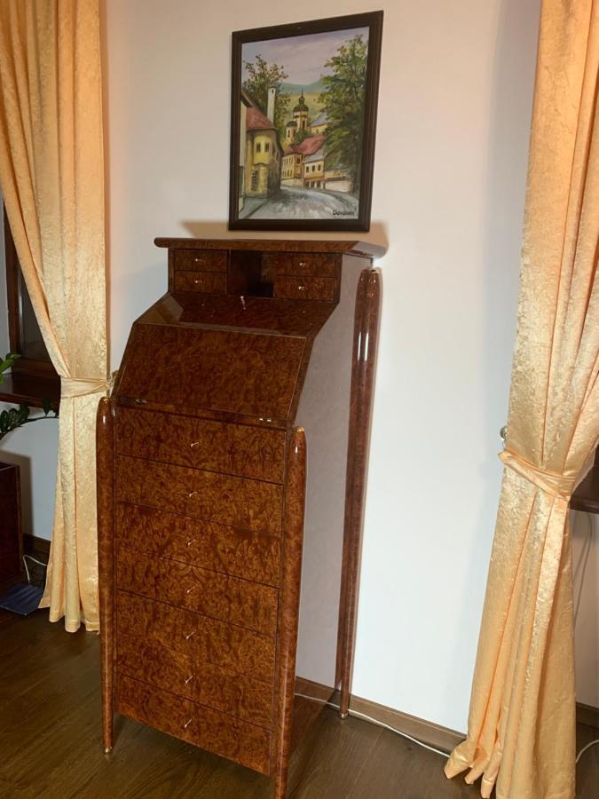 Apartman Pri Lyceu Banská Štiavnica Exteriör bild