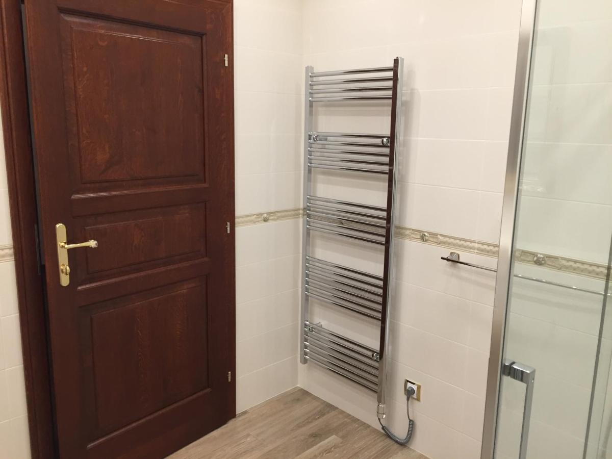 Apartman Pri Lyceu Banská Štiavnica Exteriör bild